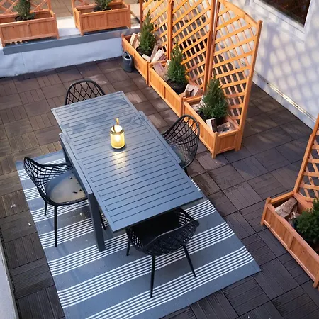 Altbauoase - Ruhig, Zentral, Terrasse, Bahnhof 400m - Apartment