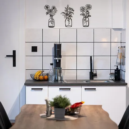 Altbauoase - Ruhig, Zentral, Terrasse, Bahnhof 400m - فولدا