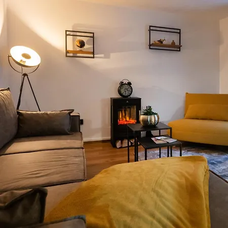 Altbauoase - Ruhig, Zentral, Terrasse, Bahnhof 400m - * Fulda