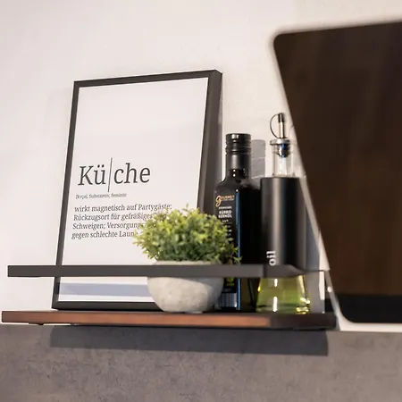 Altbauoase - Ruhig, Zentral, Terrasse, Bahnhof 400m -