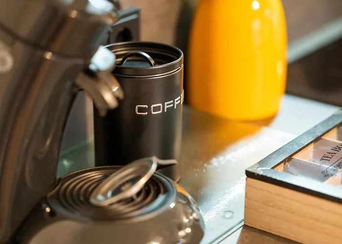 Altbauoase - Ruhig, Zentral, Terrasse, Bahnhof 400m - * Fulde