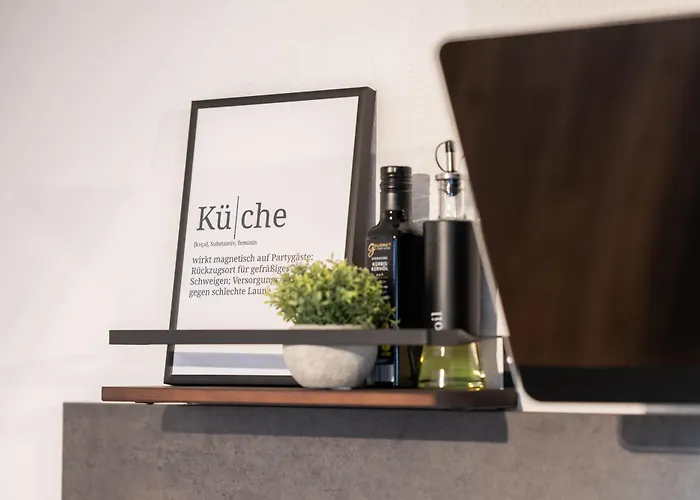 Altbauoase - Ruhig, Zentral, Terrasse, Bahnhof 400m -