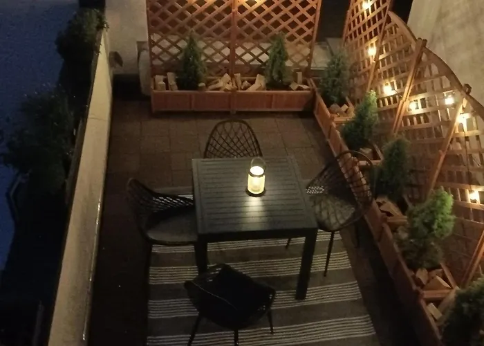 Appartement Altbauoase - Ruhig, Zentral, Terrasse, Bahnhof 400m - *